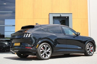 Ford Mustang Mach-E Ford Mustang Mach-E AWD 75kWh | ACC | B&O | 360 Camera - afbeelding nr 3