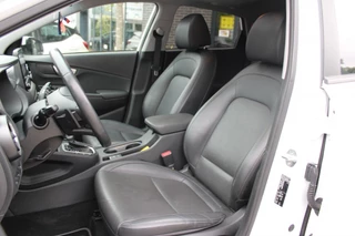 Hyundai Kona Hyundai Kona 1.6 GDI HEV Premium Sky Full Option! + Trekhaak 