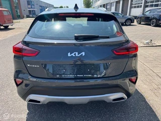 Kia XCeed XCeed 1.6 PHEV Luxe uitvoering  Nieuwe Type & Logo 18 inch Velgen , Stoel Verwarming , Key Less entry , Dodehoek detectie , Electr. Stoel met geheugen , Elect achterklep , Navi - Camera , Parkeerhulp voo & achter, Priveglas - afbeelding nr 4