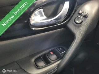 Nissan QASHQAI Nissan Qashqai 1.6 Acenta Navi *NL, TRKHK, CAMERA, RIJKLAARPRIJS!* - afbeelding nr 17