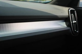 Volvo XC40 Volvo XC40 T2 Essential | Parkeercamera | Stoelverwarming | Leder | Pilot Assist | BLIS | Keyless - afbeelding nr 34
