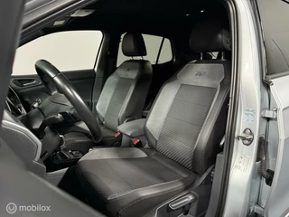 Volkswagen T-Cross Volkswagen T-Cross 1.0 TSI 3X R-LINE | CARPLAY | ACC | CLIMA - afbeelding nr 40