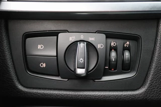BMW 3 Serie Leer, Standkachel, Verwarmde Stoelen, Cruise, Navigatie, Bluetooth, 18'' - afbeelding nr 32