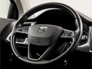 SEAT Ateca (APPLE CARPLAY, GROOT NAVI, CAMERA, CLIMATE, DAB+, SPORTSTOELEN, LED KOPLAMPEN, GETINT GLAS, NIEUWE APK, NIEUWSTAAT) - afbeelding nr 18