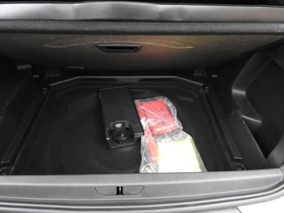Opel Grandland X Opel Grandland X 1.2 Turbo Bus. Ex., airco, Pdc,CC, stoelen stuur verw., etc - afbeelding nr 39
