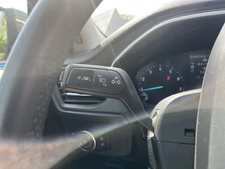 Ford Focus Ford Focus Wagon 1.0 EcoBoost Trend Edition Business 125pk Navigatie | Airco | ST-Line Velgen | Parkeersensoren | Apple Carplay | Android Auto - afbeelding nr 17