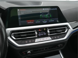BMW 3 Serie BMW 3 Serie 320i Executive Edition Sport-Line Aut. *PANO | LEATHER-MICROFIBRE | FULL-LED | DIGI-COCKPIT | SPORT-SEATS | HIFI-SOUND | NAVI-FULLMAP | AMBIENT-LIGHT | ECC | CARPLAY | DAB | PDC | CRUISE | 17''ALU* - afbeelding nr 16