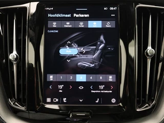 Volvo XC60 Volvo XC60 T6 PLUG-IN HYBRID PLUS DARK SCHUIFDAK CAMERA HARMAN KARDON ACC - afbeelding nr 34