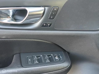 Volvo V60 VOLVO V60 2.0 T5 250PK R-DESIGN CAMERA LEER TREKHAAK CARPLAY - afbeelding nr 26