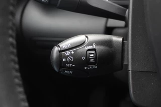 Citroën C3 Aircross Citroën C3 Aircross 1.2 PureTech S&S Feel / Trekhaak / Navigatie / 16'' / Bluetooth / Cruise Control - afbeelding nr 28