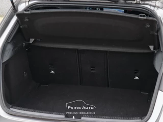 Mercedes-Benz A-Klasse Mercedes-Benz A-Klasse 200 AMG |MOUNTAIN GRAY MATT|PANO|CAMERA|CRUISE|STOELVERW| - afbeelding nr 34
