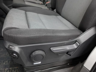 Volkswagen Crafter Volkswagen Crafter 30 2.0 TDI L3H3 Highline 177PK Automaat Airco Navi  Camera Trekhaak - afbeelding nr 12