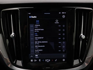 Volvo S60 Volvo S60 B4 AUT(7) PLUS DARK SCHUIFDAK 360GR CAM 19INCH HARMAN KARDON - afbeelding nr 21