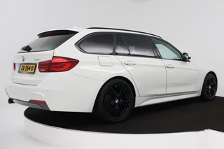 BMW 3 Serie BMW 3-serie Touring 318i M Sport Edition (STOELVERWARMING, NAVIGATIE, PARKEERSENSOREN, AUTOMAAT, CRUISE CONTROL, NL-AUTO) - afbeelding nr 10