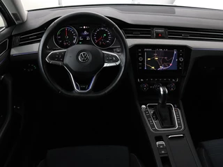 Volkswagen Passat Volkswagen Passat 1.4 TSI PHEV GTE Business | Adaptive cruise |  Camera | Carplay | Stoelverwarming | Massage | Navigatie | Full LED - afbeelding nr 3