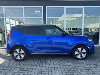 Kia e-Soul Kia e-Soul ExecutiveLine 64 kWh | Adaptive Cruise Control | Head-up Display | Achteruitrijcamera | Navi | Lederen Bekleding | Stoelverwarming/Ventilatie | Climate Control | Harman Kardon | - afbeelding nr 17