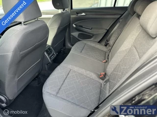 Volkswagen Golf Volkswagen Golf 1.5 eTSI R-Line - afbeelding nr 8