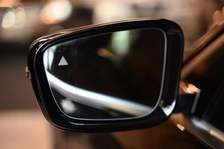 BMW 3 Serie BMW 3-serie 330i M-Sport Individual - Nappaleer - 360 Camera - Adaptive Cruise Control - Stuurverwarming - Keyless Entry - Schuifd - afbeelding nr 34