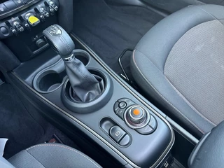 MINI Countryman MINI Countryman COOPER SE ALL4 PANO-DAK/NAVI/PDC/CRUISE/STOELVERW - afbeelding nr 19