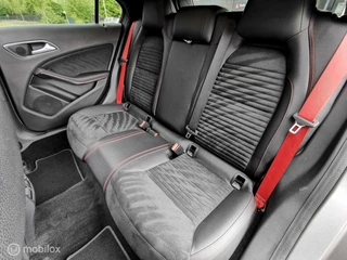 Mercedes-Benz A-Klasse Mercedes A-klasse 250 SPORT 218PK/PANO/CARPLAY/LED/NAVI/ACC/ - afbeelding nr 9