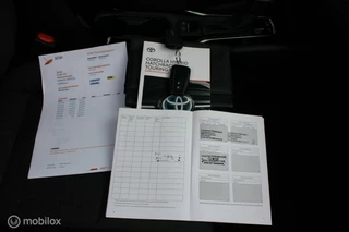Toyota Corolla Toyota Corolla 1.8 Hybrid Business | 1e Eigenaar | Apple Carplay/Android Auto. - afbeelding nr 22