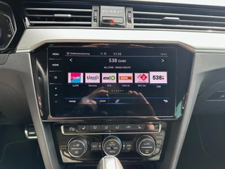 Volkswagen Passat Volkswagen Passat 1.5 TSI | Business R-Line | LED | Camera | Leder | DigiDash | - afbeelding nr 10