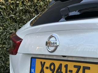 Nissan QASHQAI Nissan Qashqai 1.2 N-CONNECTA, NIEUW MODEL PANO, LEDER, 360 CAMERA, LANE ASSIST, DODEHOEK, CRUISE, NAVI, DAB+, ECC-AIRCO, LED, PDC, LICHTMETAAL 18