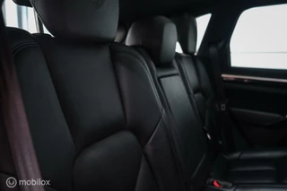 Porsche Cayenne Porsche Cayenne 3.0 E-Hybrid Platinum Edition | Dealer OH | Trekhaak | Stoelkoeling | 360 cam | Panoramadak | Adaptive | - afbeelding nr 31