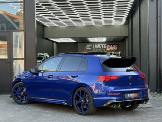 Volkswagen Golf Volkswagen Golf 8 2.0 TSI R 4Motion | PANO | AKRA | STAGE 2 - afbeelding nr 23
