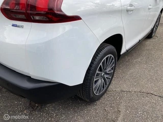 Peugeot 2008 Peugeot 2008 1.2 PureTech Active AUTOMAAT/HOOGZITTER/PANODAK - afbeelding nr 19