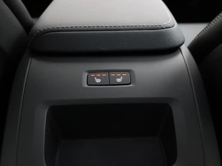 Volvo S60 Volvo S60 B4 AUT(7) PLUS DARK SCHUIFDAK 360GR CAM 19INCH HARMAN KARDON - afbeelding nr 27