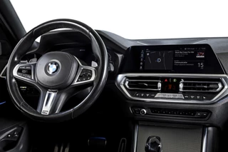 BMW 3 Serie BMW 3 Serie Touring 330e 292 PK xDrive High Executive M-Sport - Automaat | Dig. Cockpit | Cruise | Stoelverw. | PDC | 360 Camera | NAV + App. Connect | ECC | Elek. Klep | DAB | LM 18