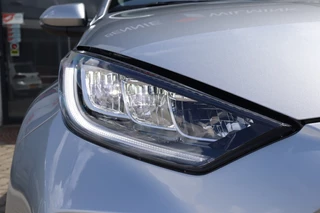 Toyota Yaris Toyota Yaris 1.5 Hybrid 130 Executive Stuur/Stoelverw/Dodehoek/PDC - afbeelding nr 31