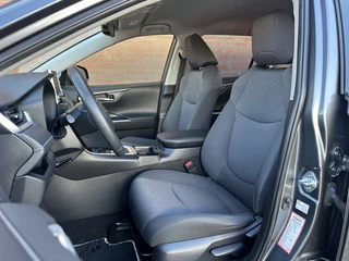 Toyota RAV4 Toyota RAV4 2.5 Hybrid Dynamic: SUV met Klasse & Karakter! - afbeelding nr 17