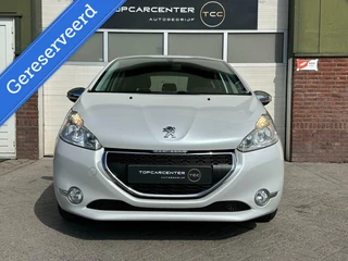 Peugeot 208 Peugeot 208 1.2 e-VTi Style/AIRCO/NAVI/CRUISE/AUT/APK/NAP - afbeelding nr 2