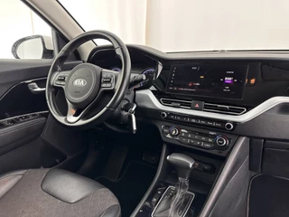 Kia Niro (INCL-BTW) Aut. *NAVI-FULLMAP | KEYLESS | ADAPTIVE-CRUISE | 1/2-LEATHER | CAMERA | ECC | PDC | LANE-ASSIST | COMFORT-SEATS  | SHIFT-PADDLES | CARPLAY | TOWBAR | 16