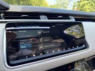 Land Rover Range Rover Velar Land Rover Range Rover Velar 2.0 250PK AWD R-DYNAMIC BLACK PACK SE LEDER/VIRTUAL/PANORAMADAK - afbeelding nr 29