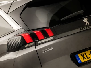 Peugeot 5008 Peugeot 5008 1.2 PureTech Allure Automaat 131Pk (GROOT NAVI, APPLE CARPLAY, 360 CAMERA, CLIMATE, SPORTSTOELEN, STOELVERWARMING, LM VELGEN, NIEUWE APK, NIEUWSTAAT) - afbeelding nr 28