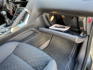 Peugeot 3008 Peugeot 3008 1.6 VTi Style Cruise control Climate control Achteruitrijcamera LM velgen - afbeelding nr 29