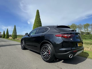 Alfa Romeo Stelvio Alfa Romeo Stelvio 2.0 T Q4 Luxery, 320pk, 20 inch, top!! - afbeelding nr 5