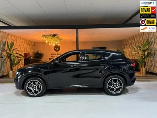 Alfa Romeo Tonale 1.5T Hybrid Ti Garantie StuurVW StoelVW Camera Adoptieve Cruise Elek Achterklep Navi Clima Led Dab Rijklaar