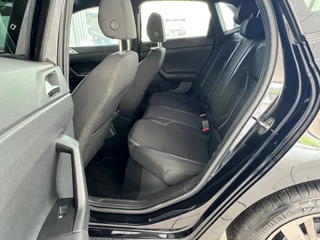 Volkswagen Polo Volkswagen Polo 1.0 TSI Comfortline Business R LINE NL AUTO Virtual Cockpit - afbeelding nr 10