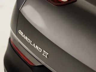 Opel Grandland X (APPLE CARPLAY, GROOT NAVI, CLIMATE, LEDER, CAMERA, SPORTSTOELEN, GETINT GLAS, ELEK ACHTERKLEP, KEYLESS, NIEUWSTAAT) - afbeelding nr 29