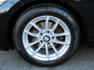 BMW 1 Serie BMW 1-serie 116d Sport Automaat Clima Stoelverwarming PDC - afbeelding nr 8