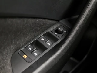 Škoda Scala (VIRTUAL COCKPIT, APPLE CARPLAY, GROOT NAVI, CLIMATE, STOELVERWARMING, SPORTSTOELEN, CAMERA, LED KOPLAMPEN, GETINT GLAS, PARKEERSENSOREN, NIEUWSTAAT) - afbeelding nr 22