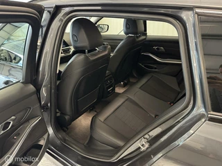 BMW 3 Serie BMW 330e Touring Sport Line |  360 camera | 18 inch M Sport - afbeelding nr 21