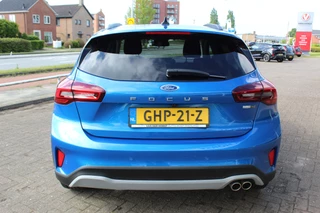 Ford Focus Ford Focus 1.0-155pk EcoBoost Mild-Hybrid 'Active' AUTOMAAT ! Trekgewicht 1.500kg ! Slechts 6.450km ! Ruim €. 9.000,- beneden de nieuwprijs ! Volautm. airco dual, navigatie, telefoonvoorb., adaptive cruise control, LED verlichting, metallic lak, camera, front-, lane- en side assist, LM wielen, Isofix etc. - afbeelding nr 38