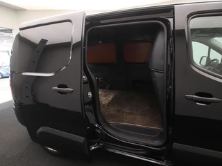 Opel Combo Opel Combo 1.6D L2H1 Edition | CarPlay | Navigatie | Parkeersensoren achter | trekhaak | volledig onderhouden - afbeelding nr 32