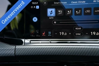 Volkswagen Golf Volkswagen Golf 2.0 TSI R 4Motion Performance Akrapovic HUD - afbeelding nr 55