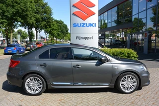 Suzuki Kizashi - afbeelding nr 9